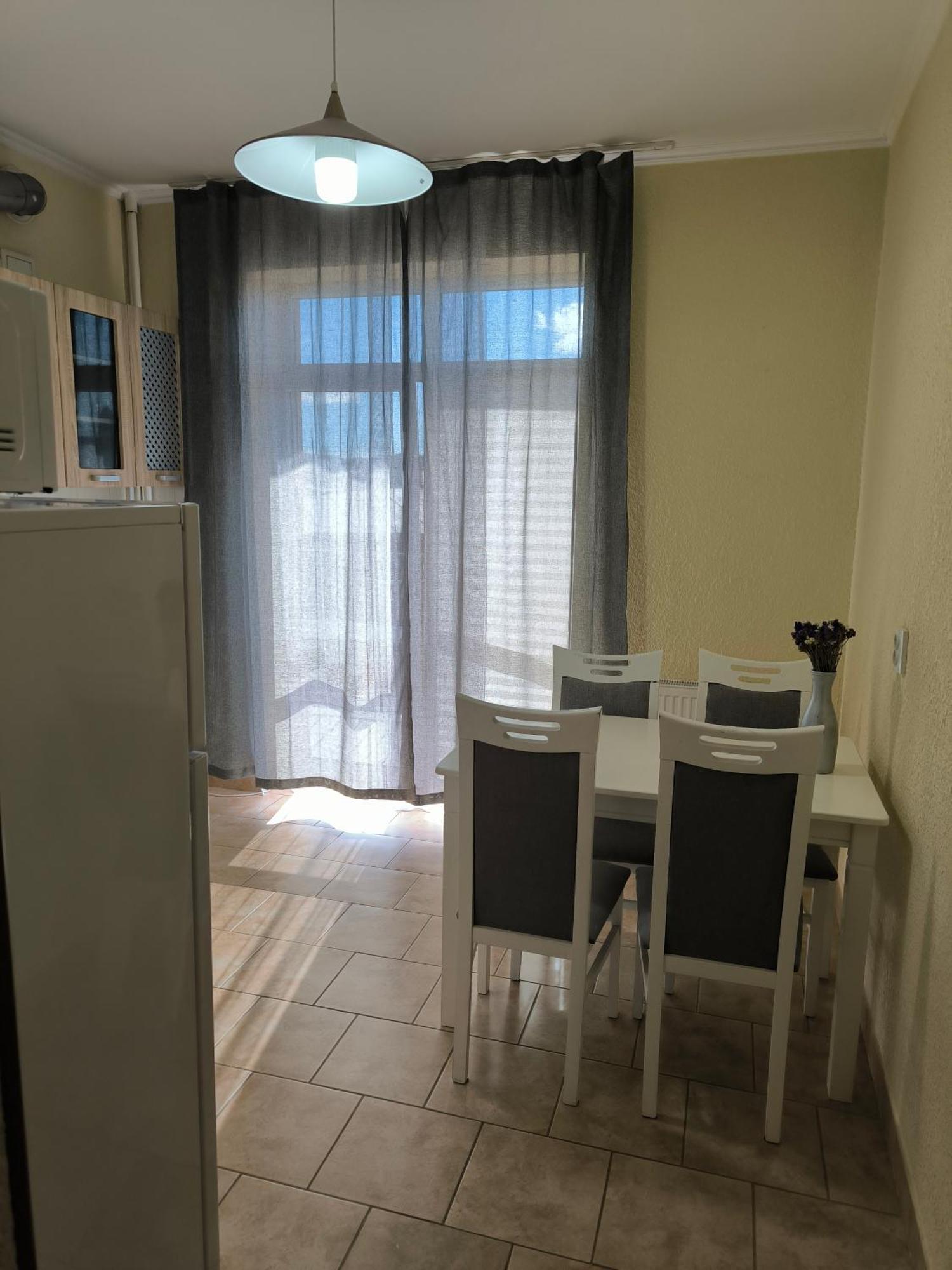 Apartments Domovik Parkaniya, 2A 무카체베 외부 사진