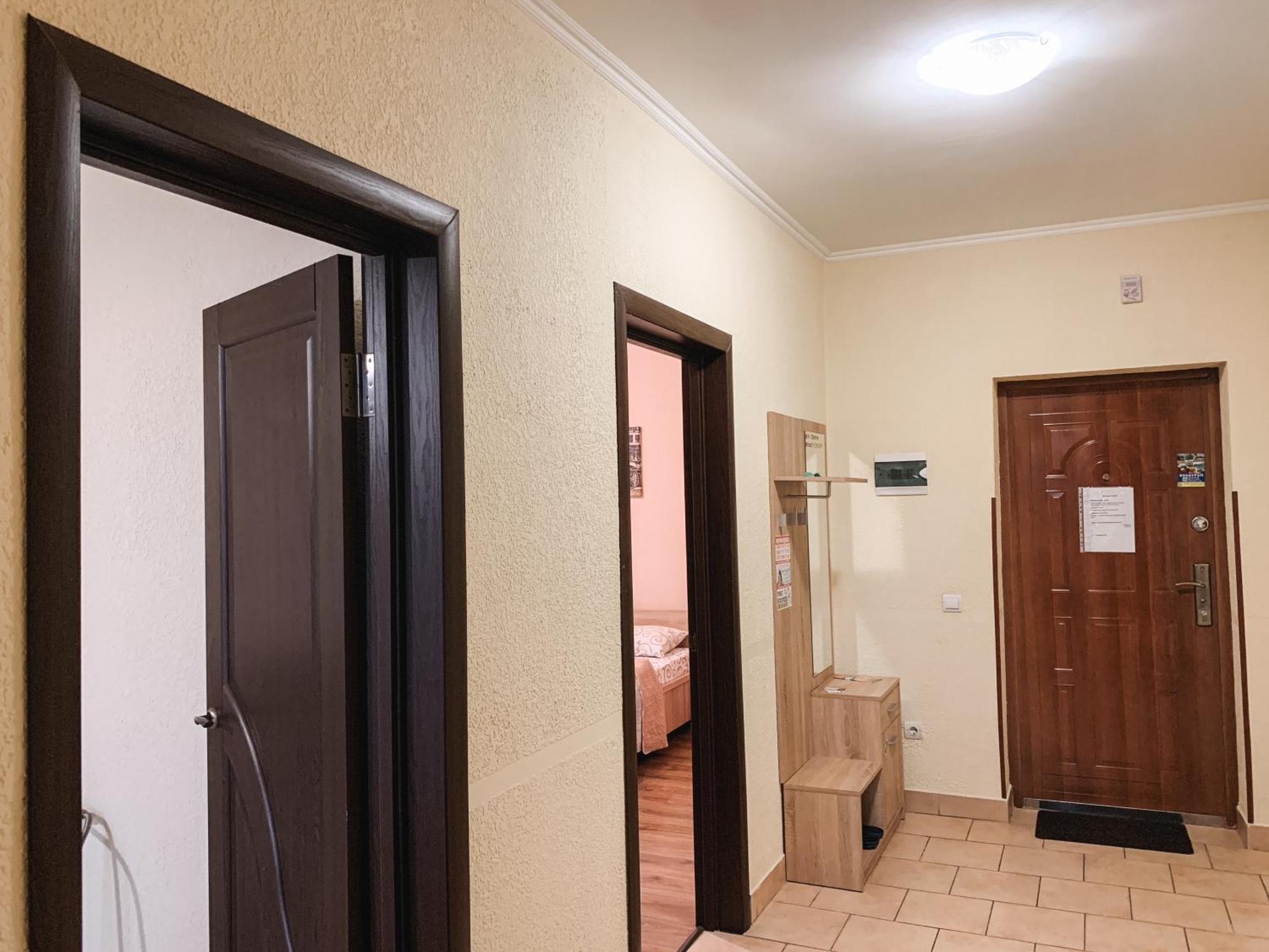 Apartments Domovik Parkaniya, 2A 무카체베 외부 사진