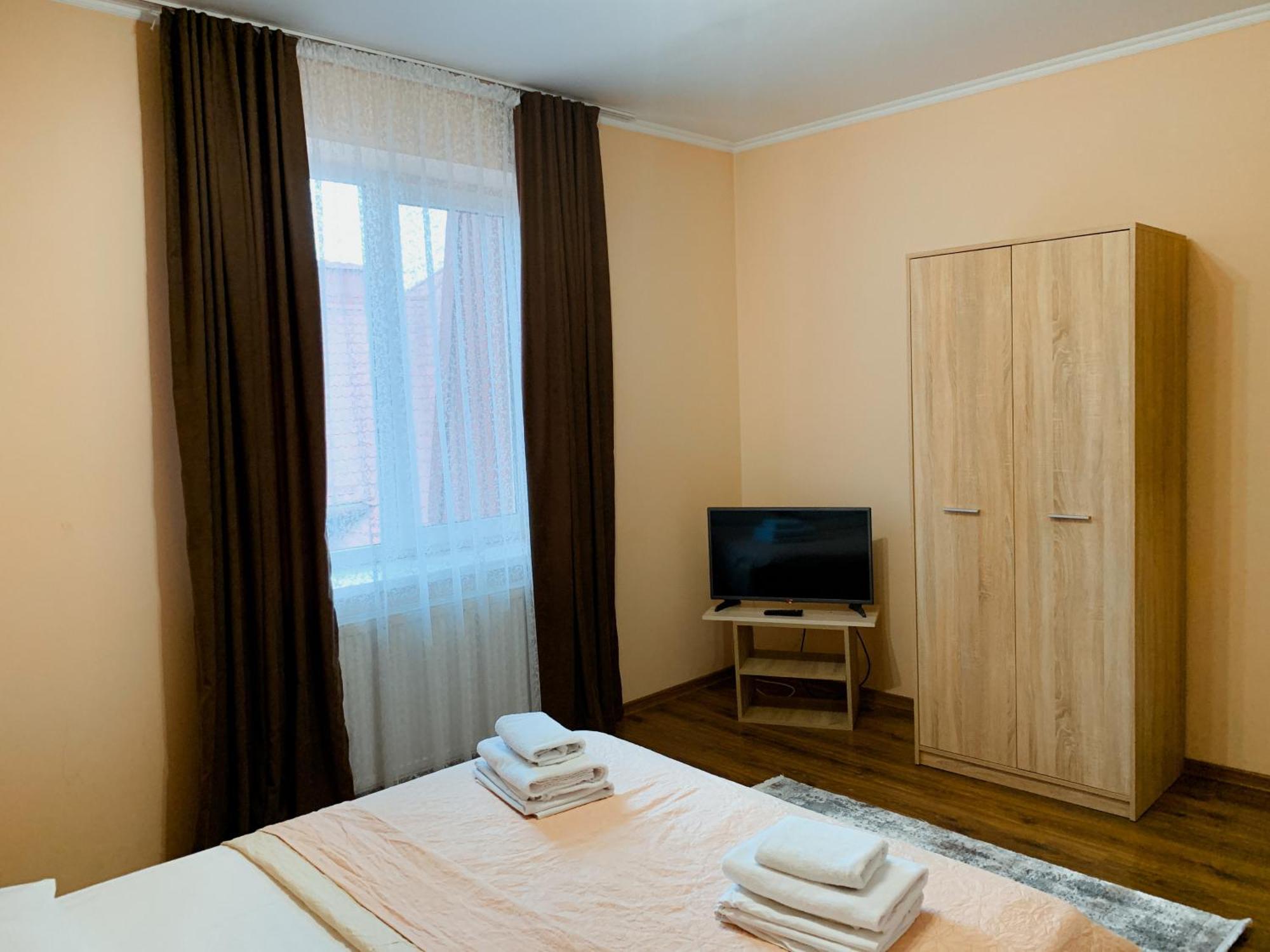 Apartments Domovik Parkaniya, 2A 무카체베 외부 사진