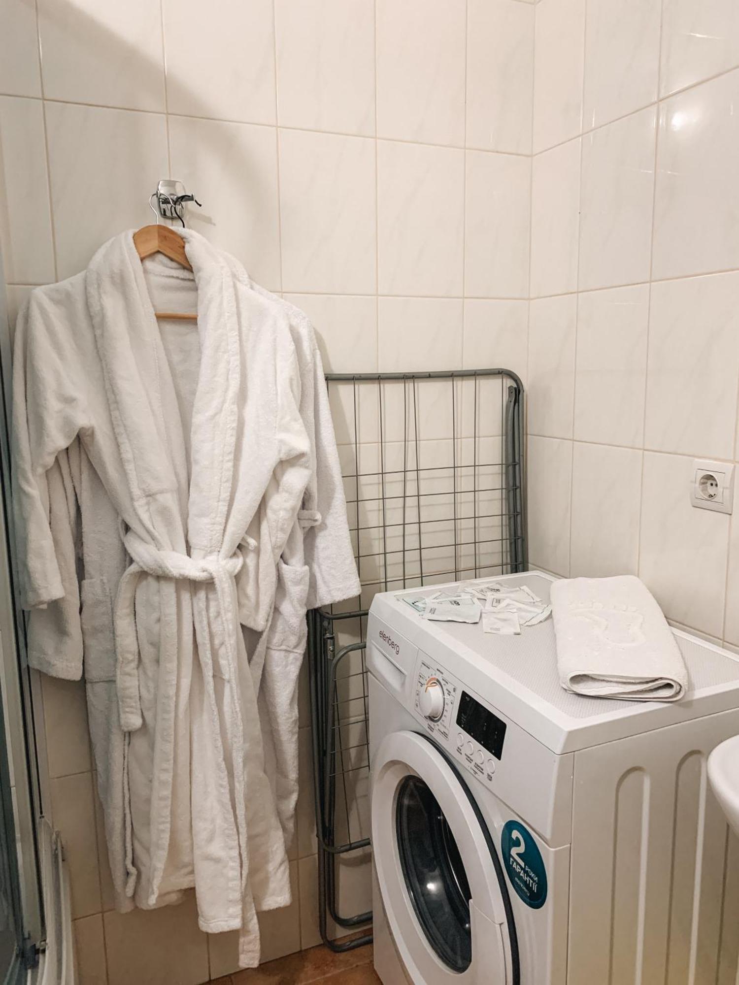 Apartments Domovik Parkaniya, 2A 무카체베 외부 사진