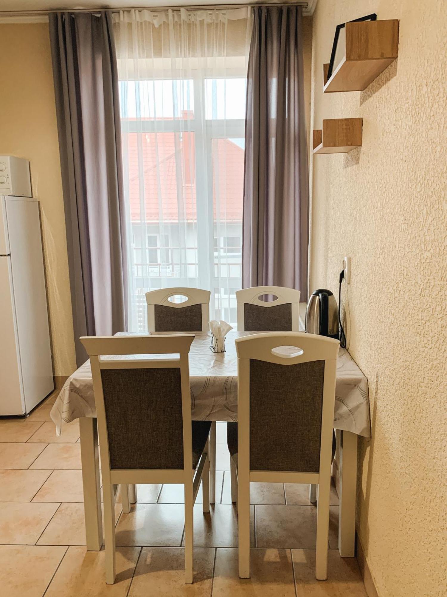 Apartments Domovik Parkaniya, 2A 무카체베 외부 사진